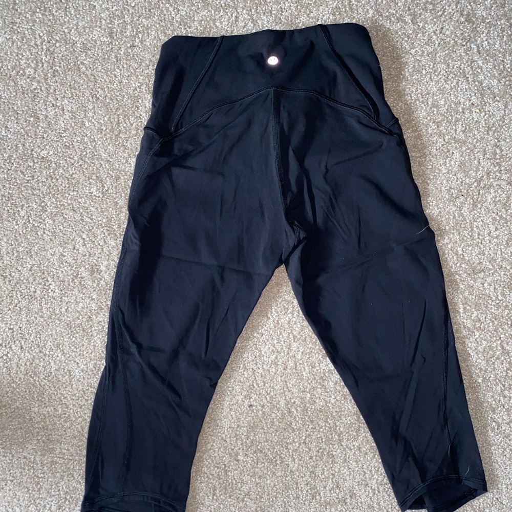 Cropped lululemon - Picture 1 of 1